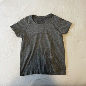 Swiftly Tech Short-Sleeve Shirt 2.0 Waist/Race length
